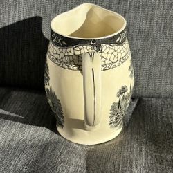 Kanna vit med svart motiv vintage från England