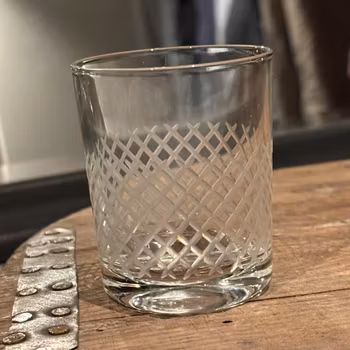 Glas med etsat rutigt mönster, vintage