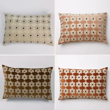 Kuddfodral Daisy 40x60 med broderade blommor 4 olika nyanser