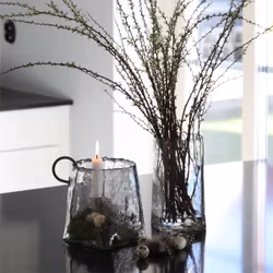 Ljuslykta eller vas i munblåst glas låg Eldgarden