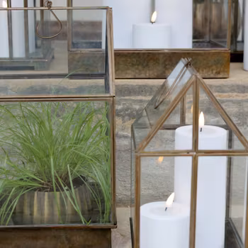 Växthus - litet dekorativt i plåt och glas