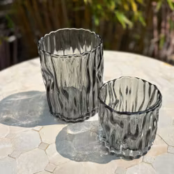 Ljuslykta Vas Ljushållare Kruka i rökfärgat glas Wikholm Form