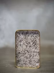 Bricka i metall, Noori Objects
