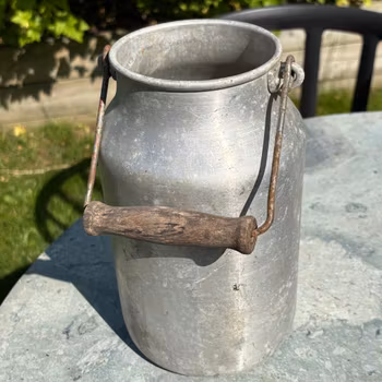 Kanna, mjölkkanna i emalj olika färger, vintage