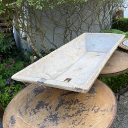 Trätråg av större mått från äldre tid, vintage