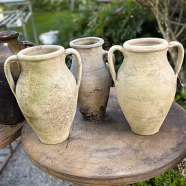 Urna krus alla unika i utseende och storlek - Vintage