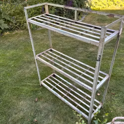 Hylla i metall, ljusgrön, vintage