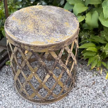 Pall /litet bord i järn, vintage