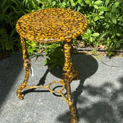 Pall / Piedestal i gjutjärn från Indien, vintage