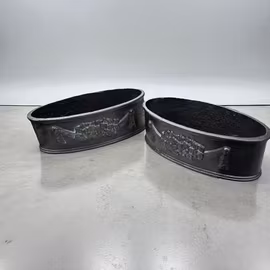 Kruka i gjutjärn, unika två st ovala, vintage