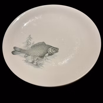 Tallrikar porslin med grönt fiskmotiv, 7st, vintage