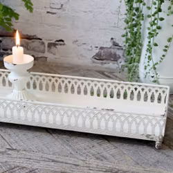 Fat på små fötter i metall i benvit, Chic Antique