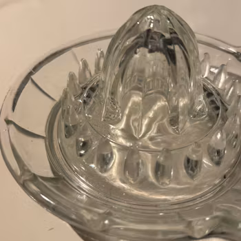 Citruspress i pressat klarglas, Italien, vintage