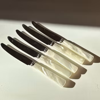 Knivar med skaft av pärlemor, Karlsson & Nilsson Eskilstuna, vintage