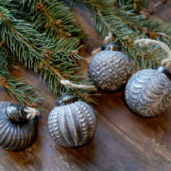 Julgranskulor - julhänge i antik mocca - 4 olika - Chic Antique