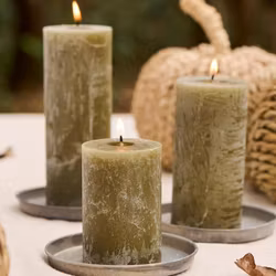 Ljus - Blockljus i rustikt ljus olivgrönt - Ib Laursen