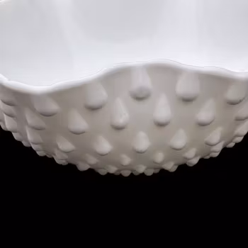 Skål i opalinglas med droppmönster, vintage