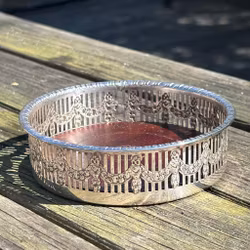 Underlägg - coaster för flaska i nysilver - engelsk vintage 3