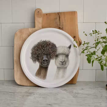 Bricka rund i flera motiv & storlekar i laminerat bokträ - Charlotte Nicolin