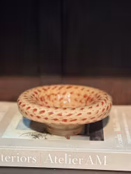 Skål Gaston i jordnära färger i glas, Olsson Jensen