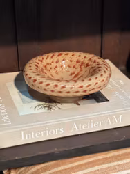 Skål Gaston i jordnära färger i glas, Olsson Jensen