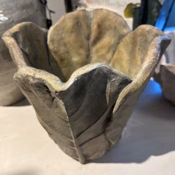 Kruka i organiska former,, Miljögården