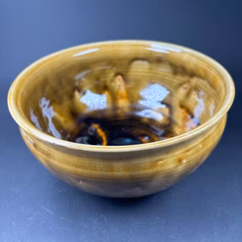 Skål i keramik med härligt rinnande glasyr, vintage