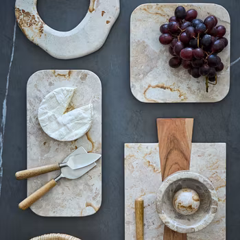 Fat i beige marmor - alla unika i sitt mönster - Affari of Sweden