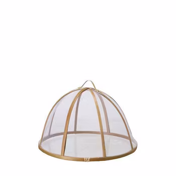 Kupa i bambu med nät som skydd mot insekter