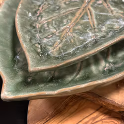 Fat formade som löv - 1 set med två - Wikholm Form