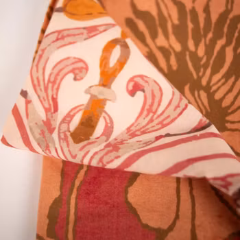 Bordsduk i vårens härliga färger och mönster - Olsson Jensen