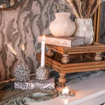 Vas för den lilla buketten - gröna små blommor i metall - två olika