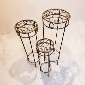 Piedestal 3st storlekar i brun metall - Vintage