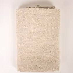 Duk i vackert strukturerad cremefärg - 140x300 cm - OlssonJensen