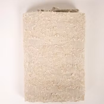 Duk i vackert strukturerad cremefärg - 140x300 cm - OlssonJensen