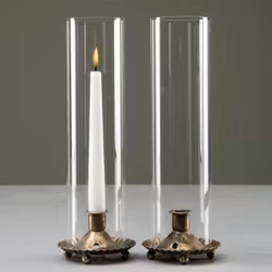 Ljusstake - ljuslykta med hållare i metall och cylinder i glas