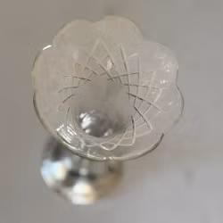 Vas vacker unikt exemplar i glas och nysilver - Vintage