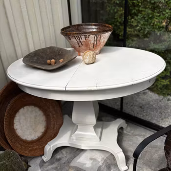 Bord ovalt pelarbord med fyra dekorativa fötter - Vintage