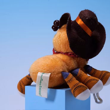 Lots-A-Lots-A-Leggggggs Mini Cowboy - Commonwealth 1984