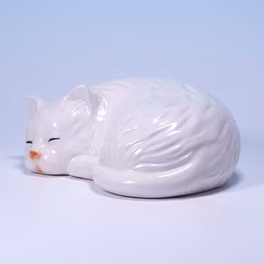 Dekoration Porslin Sovande Katt - Himmelskt Söt - RBA 80-tal