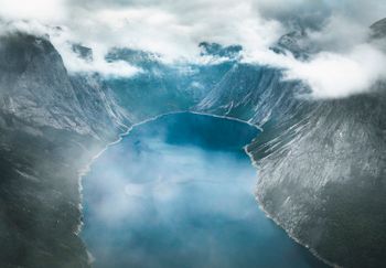Scandinavian Nature - Trapped by mountains