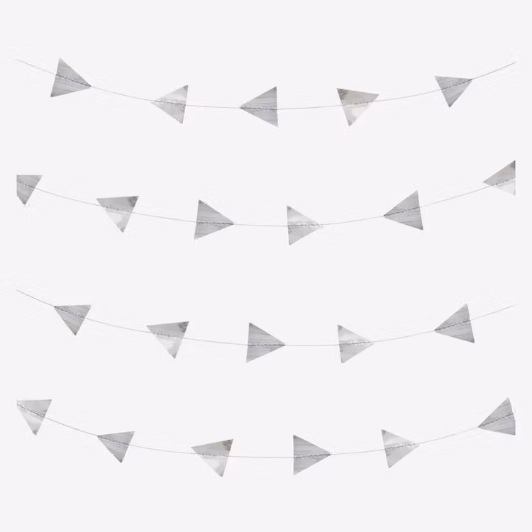 Girlang Trianglar Silver