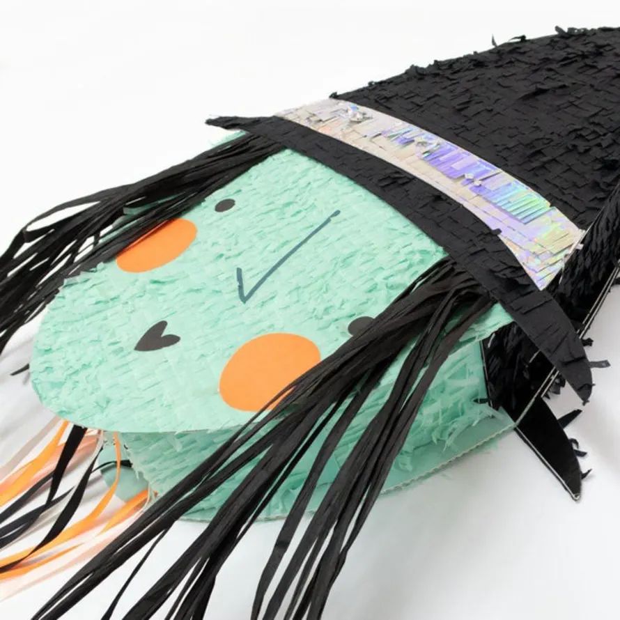 Piñata - Häxa