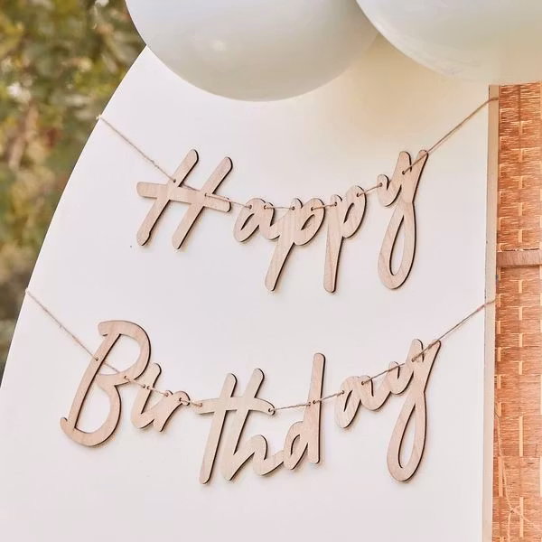 Girlang - Happy Birthday Wood