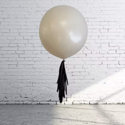 Ballong Tail - Tassel Svart