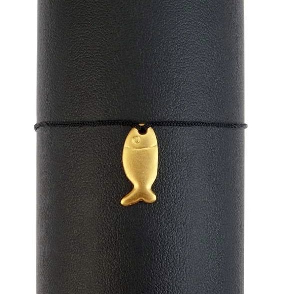 Armband med fisk som smycke, gulddouble 24 karat, Fairmined i Colombia. Fair Trade.