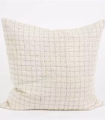 Kuddfodral Patch Stitch, vit-svart, World of Craft