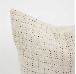 Kuddfodral Patch Stitch, vit-svart, World of Craft