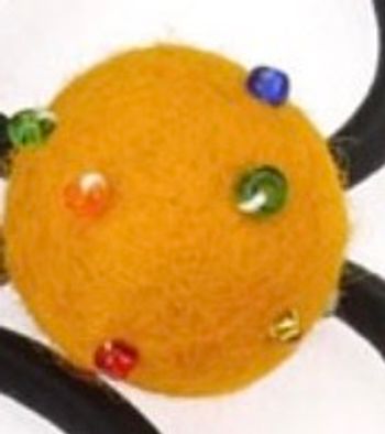 Hårsnodd, hårgummi Boll med pärlor, tovad