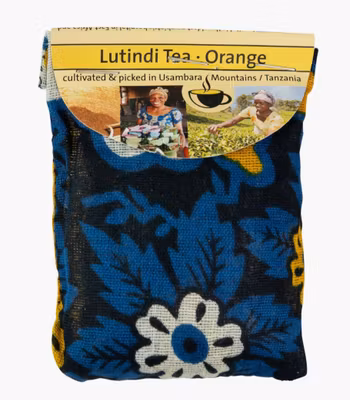 Svart te, förfinat med apelsinskal, i Kanga-tygpåse